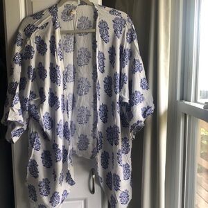 O’Neill Blue and White Summer Kimono